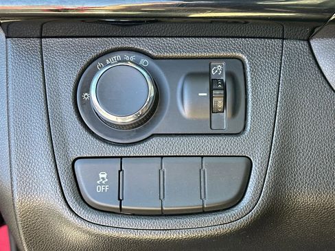 Used 2019 Chevrolet Spark LT image 27