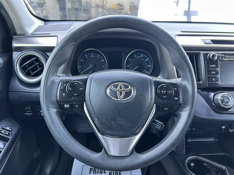 Used 2018 Toyota RAV4 LE w/ All Weather Liner Package AWD/4WD image 12
