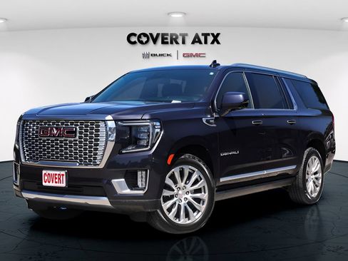 Used 2023 GMC Yukon XL Denali AWD/4WD image 2
