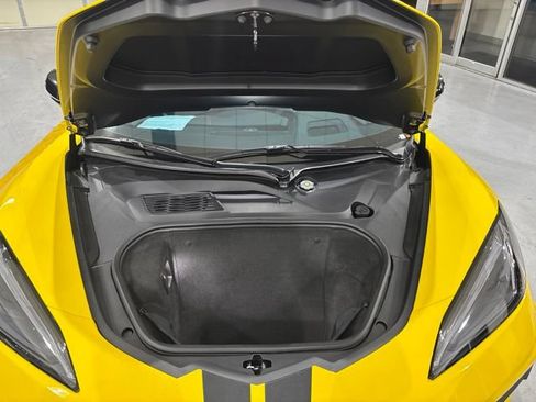 Used 2025 Chevrolet Corvette Stingray Preferred Cpe w/ Z51 Performance Package RWD image 36