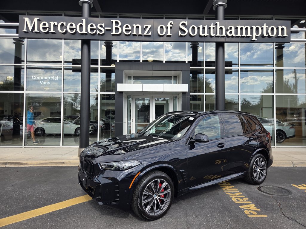 Used 2024 BMW X5 xDrive40i w/ Executive Package AWD/4WD image 1