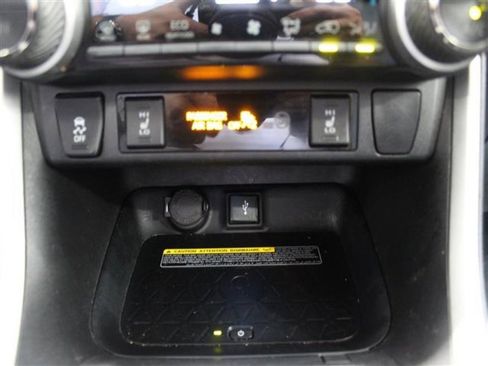 Used 2021 Toyota RAV4 XSE image 68