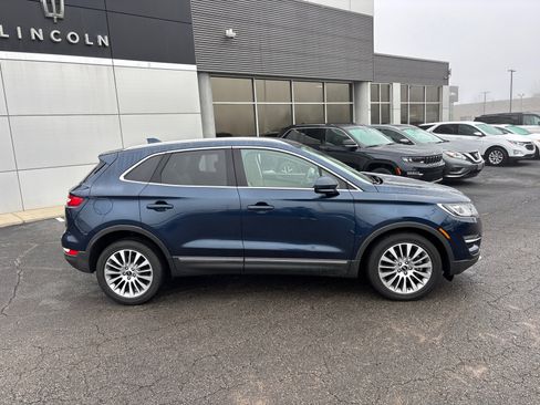 Used 2017 Lincoln MKC Reserve w/ Lincoln MKC Climate Package image 8