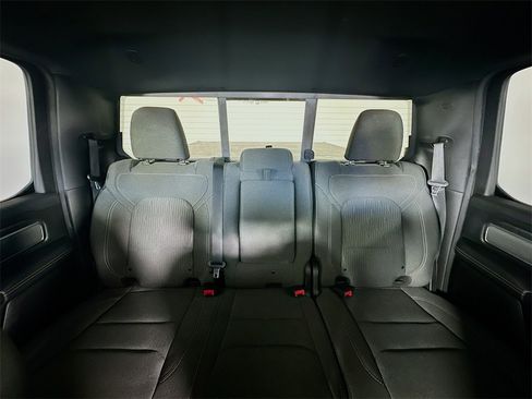 Used 2019 RAM 1500 Big Horn image 13