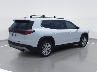 Used 2025 GMC Acadia Elevation w/ Elevation Premium Package