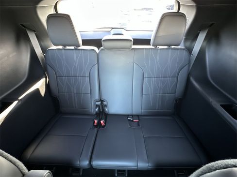 New 2026 Buick Enclave Avenir w/ Super Cruise Package image 24