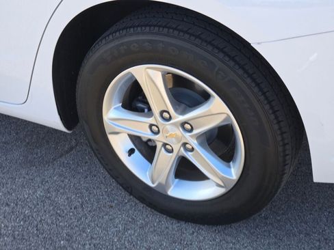 Used 2024 Chevrolet Malibu LT image 18