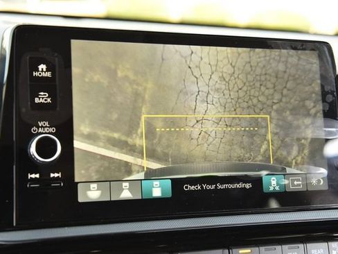 New 2026 Honda Odyssey Touring image 14