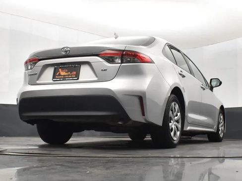 Used 2023 Toyota Corolla LE FWD image 13