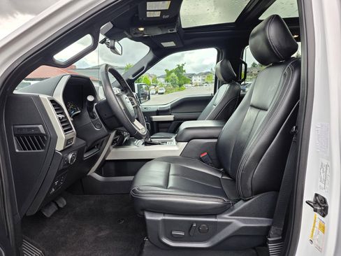 Used 2020 Ford F150 Lariat w/ Equipment Group 502A Luxury AWD/4WD image 25