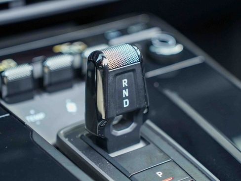 Used 2024 Porsche 911 Carrera 4 GTS w/ Premium Package image 67