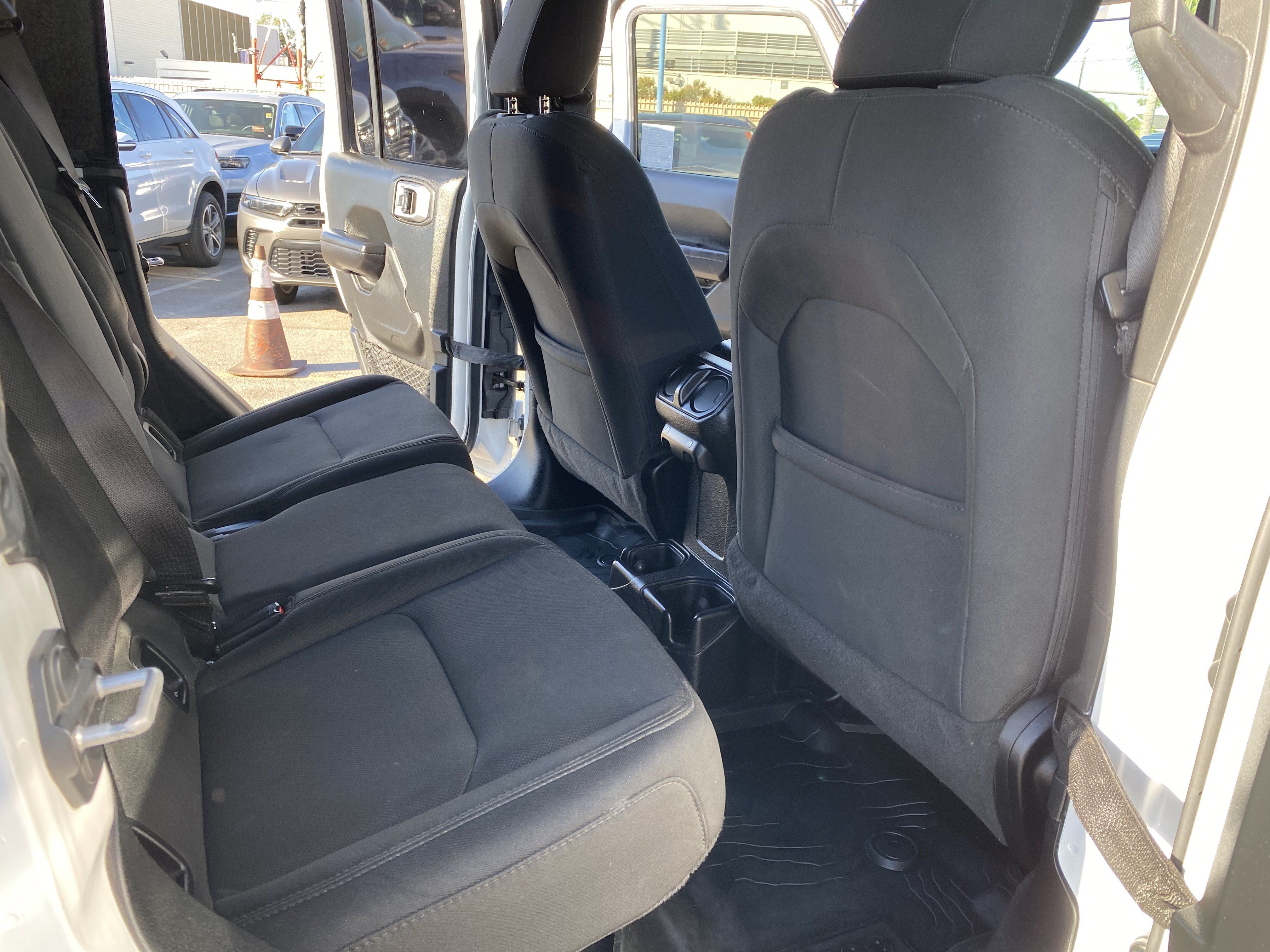 Used 2021 Jeep Gladiator Sport AWD/4WD image 22