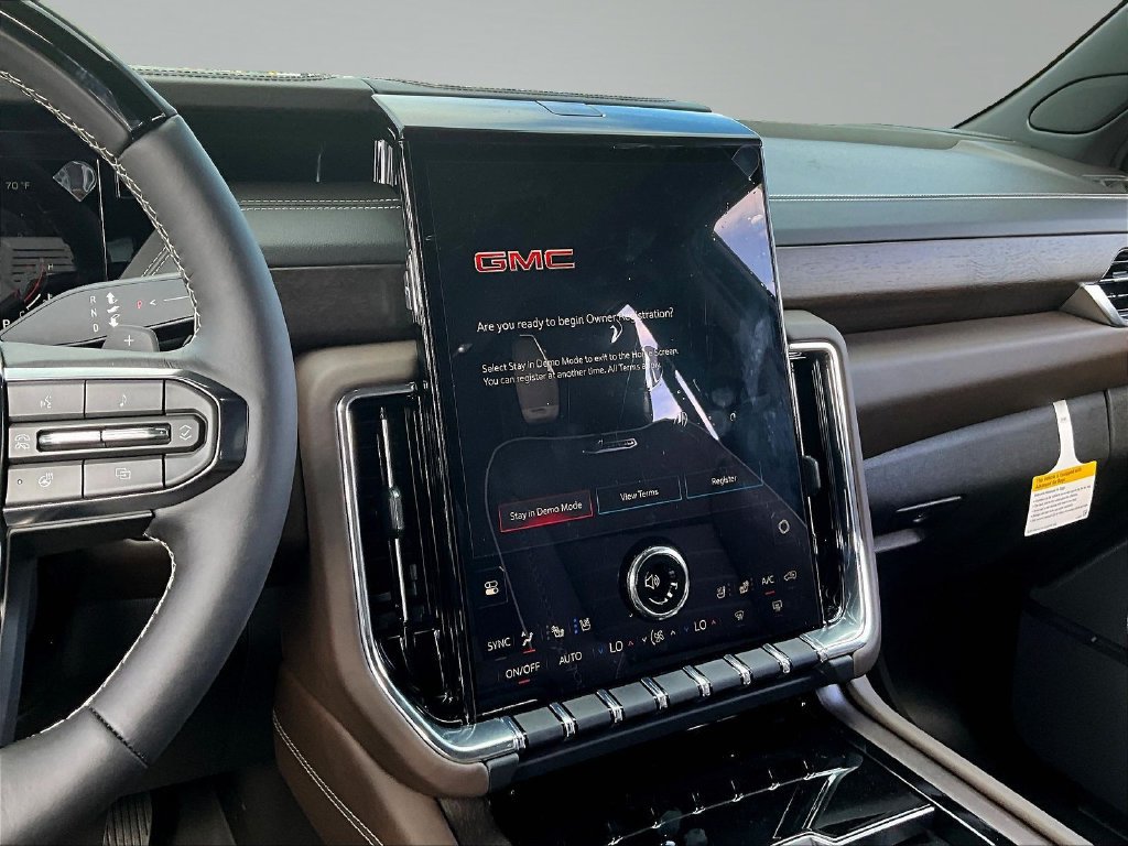New 2026 GMC Yukon XL Denali Ultimate AWD/4WD image 6