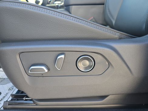 New 2026 GMC Yukon XL Denali w/ Denali Reserve Package image 13