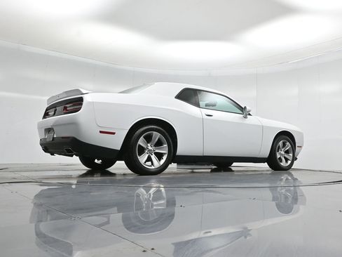 Used 2020 Dodge Challenger SXT image 44