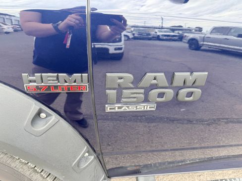 Used 2019 RAM 1500 Big Horn image 6