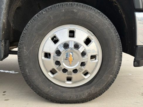 Used 2025 Chevrolet Silverado 3500 LTZ w/ LTZ Texas Edition image 9