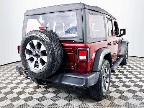 Used 2022 Jeep Wrangler Unlimited Sport AWD/4WD image 7