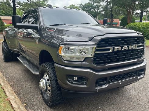 Used 2022 RAM 3500 Big Horn w/ Level A Equipment Group AWD/4WD image 7