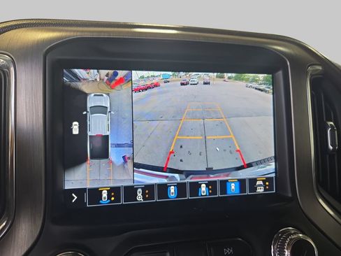 Used 2022 GMC Sierra 3500 Denali w/ Denali Ultimate Package AWD/4WD image 25