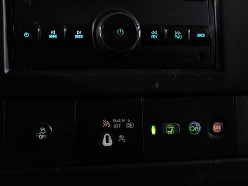Used 2021 Chevrolet Express 2500 w/ Driver Convenience Package RWD image 44