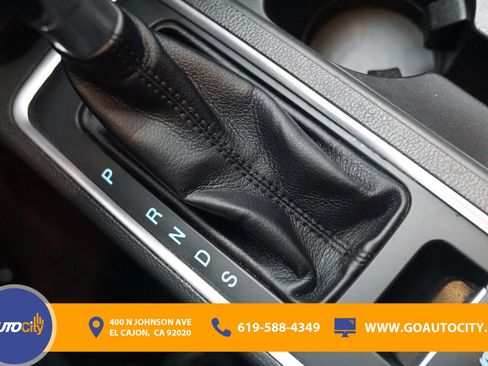 Used 2017 Ford Escape SE FWD image 23