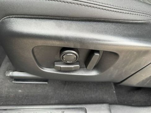 Used 2020 Land Rover Discovery Sport S image 22