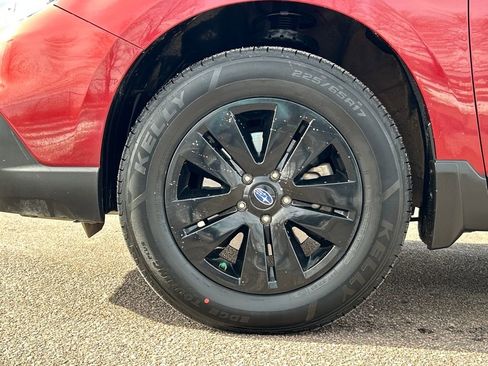 Used 2017 Subaru Outback 2.5i Premium image 29
