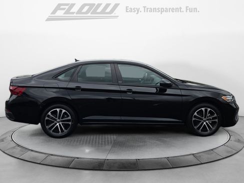 Used 2024 Volkswagen Jetta Sport FWD image 10