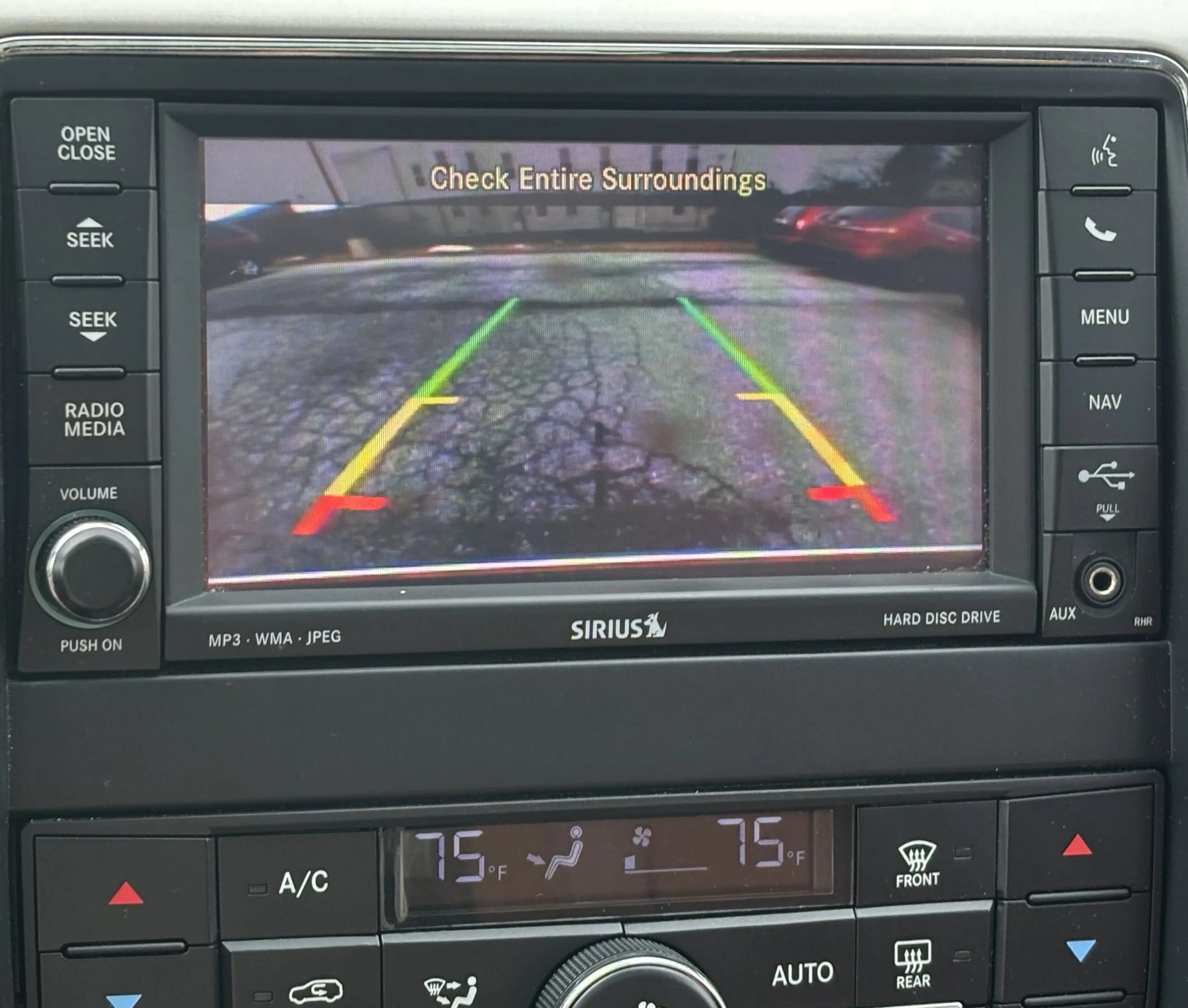 Used 2014 Jeep Grand Cherokee Overland AWD/4WD image 41