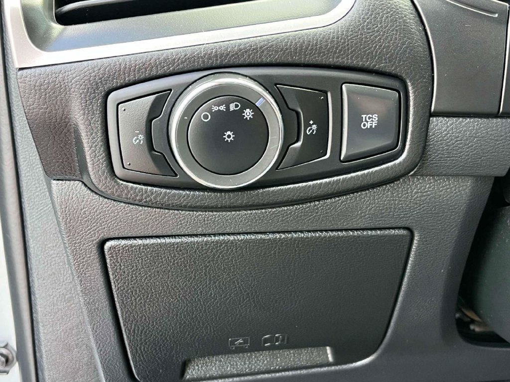 Used 2024 Ford Edge SEL AWD/4WD image 29