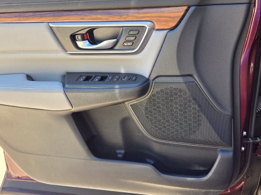 Used 2017 Honda CR-V Touring image 31