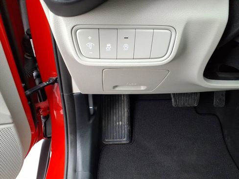 Used 2024 Kia Soul LX w/ Option Group 015 image 12