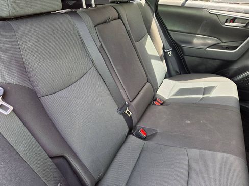 Used 2025 Toyota RAV4 XLE FWD image 11
