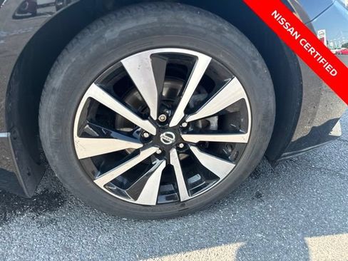 Certified 2023 Nissan Sentra SV w/ SV Premium Package FWD image 10