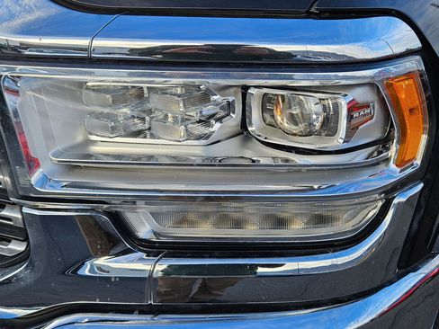 Used 2019 RAM 3500 Limited image 12