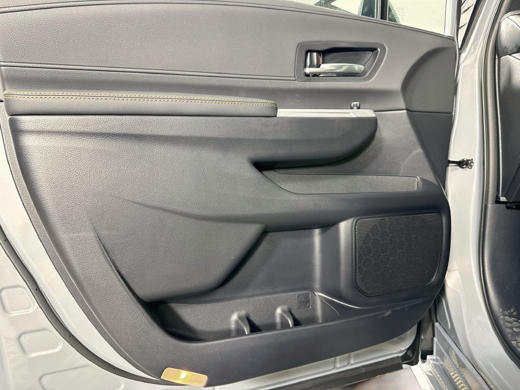 New 2026 Toyota Sienna XLE Woodland Edition AWD/4WD image 13