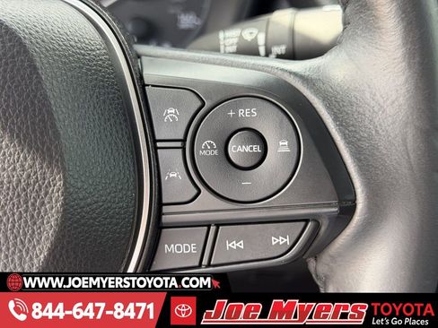 Used 2024 Toyota Corolla SE image 23