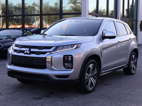 Used 2021 Mitsubishi Outlander Sport ES image 5