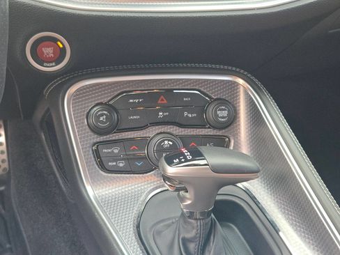 Used 2015 Dodge Challenger SRT Hellcat RWD image 18