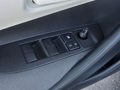 Certified 2023 Toyota Corolla LE FWD image 9