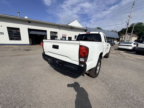 Used 2019 Toyota Tacoma SR RWD image 22