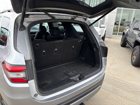 Used 2025 Honda Pilot TrailSport image 28