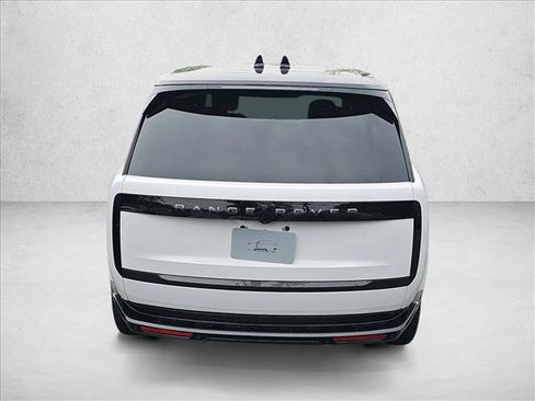 New 2025 Land Rover Range Rover Long Wheelbase SE image 6