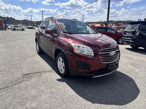 Used 2016 Chevrolet Trax LT image 3