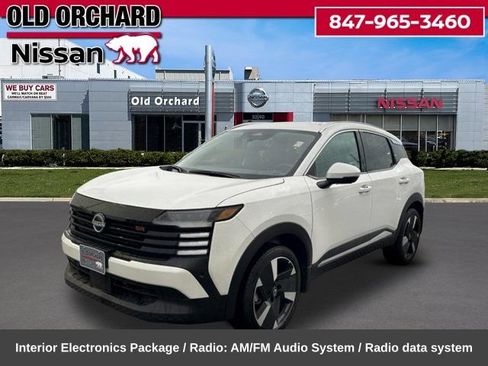 Used 2025 Nissan Kicks SR w/ Interior Electronics Package AWD/4WD image 1