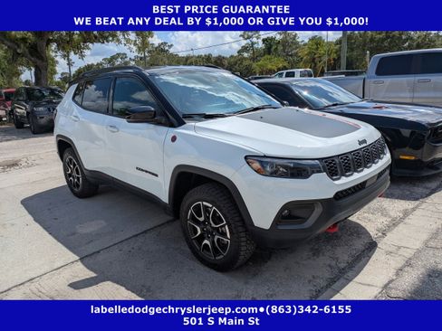 Used 2025 Jeep Compass Trailhawk w/ Trailhawk Elite Group AWD/4WD image 1