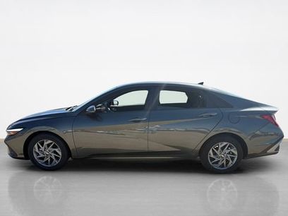 Used 2024 Hyundai Elantra SEL
