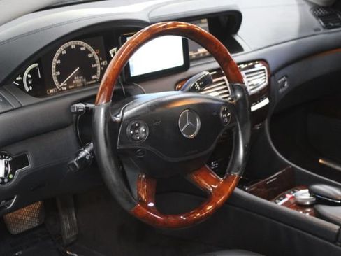 Used 2008 Mercedes-Benz CL 550 image 16