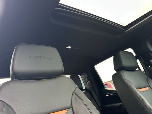 Used 2022 GMC Sierra 1500 AT4 w/ AT4 Premium Package image 16